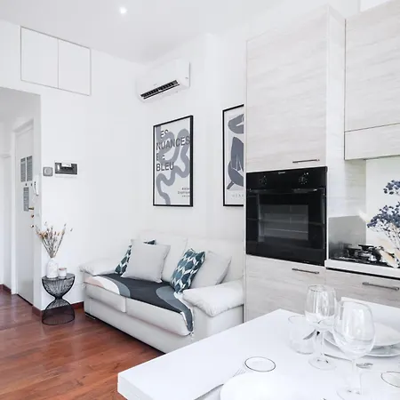 Nice And Cozy Studio In Porta Romana By Easylife Milan Exterior photo